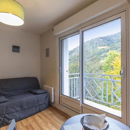 Valange - Vue Sur La Montagne *